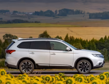Mitsubishi Outlander [CIS] '2021–22