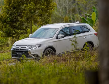 Mitsubishi Outlander [Malaysia] '04.2016–18