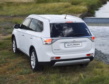 Mitsubishi Outlander [South Africa] '2015–17