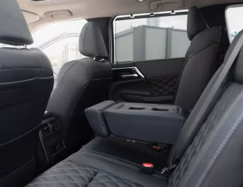 Interior Mitsubishi Outlander [South Africa] '2023–25