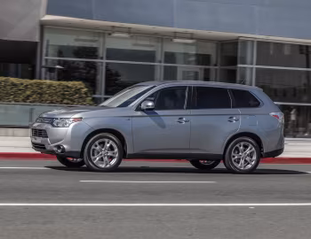 2014 Mitsubishi Outlander [North America] '2013–14