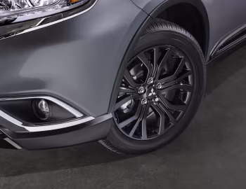 2018 Mitsubishi Outlander "Limited Edition" [North America] '2018