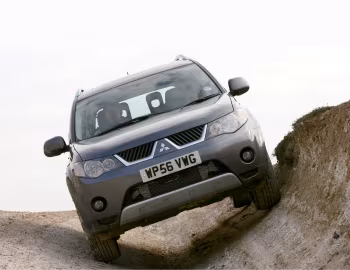 Mitsubishi Outlander [UK-spec] '2007–09