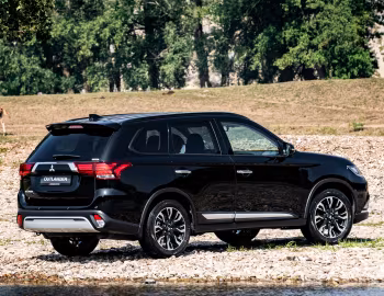 Mitsubishi Outlander [CIS] '2021–22