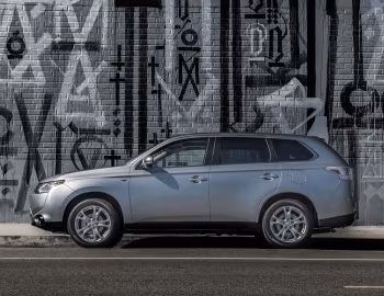 2014 Mitsubishi Outlander [North America] '2013–14