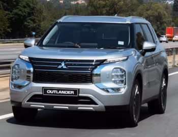 Mitsubishi Outlander [South Africa] '2023–25