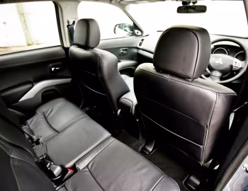Interior Mitsubishi Outlander GX4 [UK-spec] '10.2010–02.2013