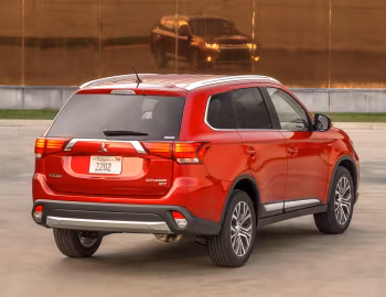 2016 Mitsubishi Outlander GT [North America] '2015–16