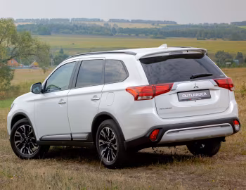 Mitsubishi Outlander [CIS] '2021–22