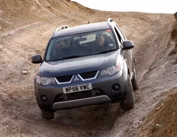 Mitsubishi Outlander [UK-spec] '2007–09