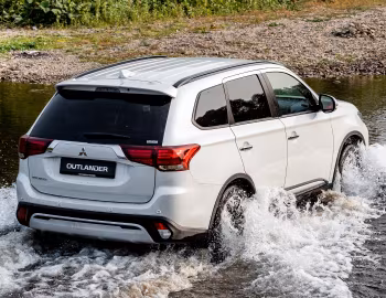 Mitsubishi Outlander [CIS] '2021–22
