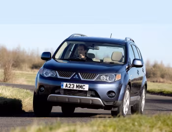 Mitsubishi Outlander [UK-spec] '2007–09