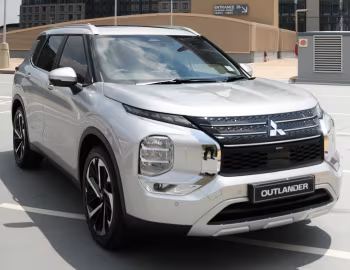 Mitsubishi Outlander [South Africa] '2023–25