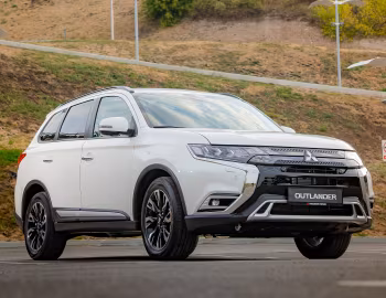 Mitsubishi Outlander [CIS] '2021–22