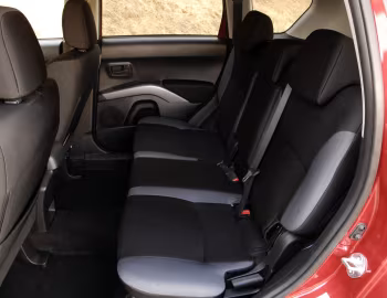 Інтер'єр 2007–09 Mitsubishi Outlander [North America] '2006–09