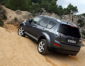 Mitsubishi Outlander [Worldwide] '2007–09