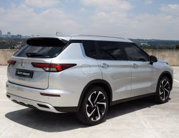 Mitsubishi Outlander [South Africa] '2023–25