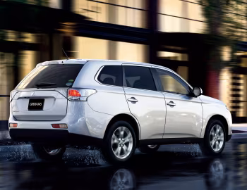 Mitsubishi Outlander [Japan] '10.2012–14