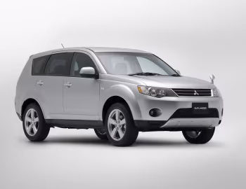Mitsubishi Outlander [Japan] '10.2005–10.2012