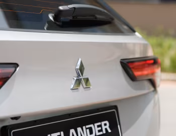 Mitsubishi Outlander [South Africa] '2023–25
