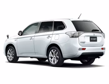 Mitsubishi Outlander PHEV [Japan] '2012–15