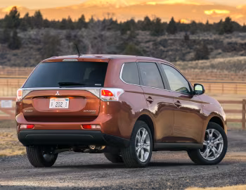 2014 Mitsubishi Outlander [North America] '2013–14