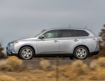 2014 Mitsubishi Outlander [North America] '2013–14