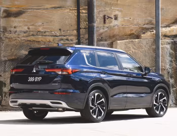 Mitsubishi Outlander Aspire [Australia] '2021–25