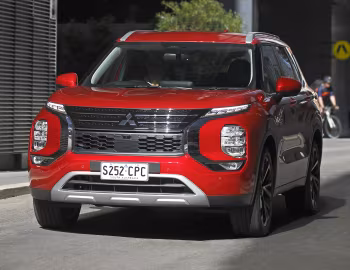 Mitsubishi Outlander PHEV Aspire [Australia] '2022–25