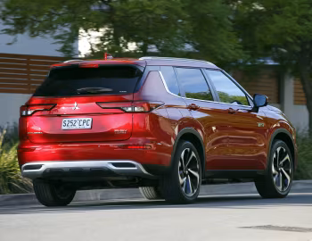 Mitsubishi Outlander PHEV Aspire [Australia] '2022–25