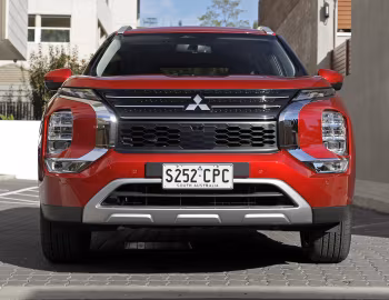 Mitsubishi Outlander PHEV Aspire [Australia] '2022–25