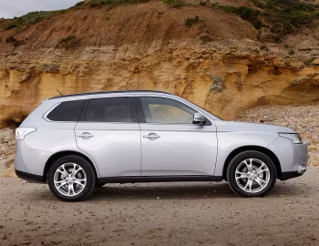 Mitsubishi Outlander [Australia] '2012–14