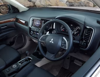 Торпедо Mitsubishi Outlander [Australia] '2012–14