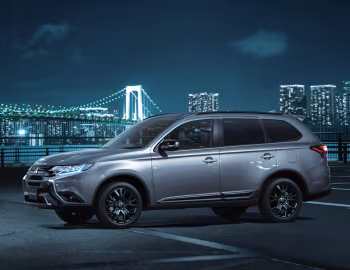 Mitsubishi Outlander "Black Edition" [Japan] '12.2018–22
