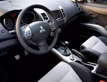 Интерьер Mitsubishi Outlander Evolander Concept '10.2006