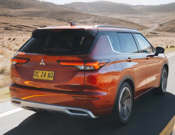 Mitsubishi Outlander Exceed [Australia] '2021–25