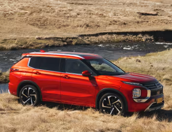 Mitsubishi Outlander Exceed [Australia] '2021–25
