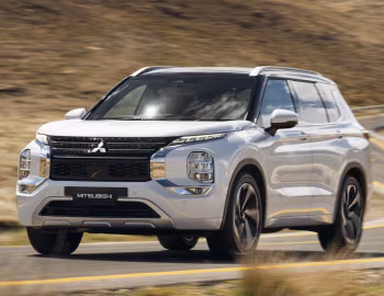 Mitsubishi Outlander Exceed [Australia] '2021–25
