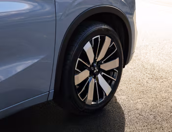 Mitsubishi Outlander Exceed Tourer [Australia] '2025–pr.