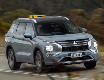 Mitsubishi Outlander Exceed Tourer [Australia] '2025–pr.