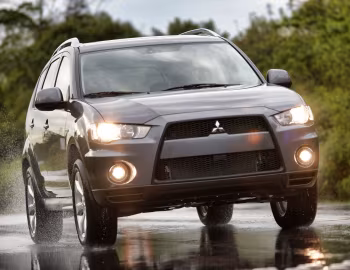 Mitsubishi Outlander GT [Brazil] '2011–13