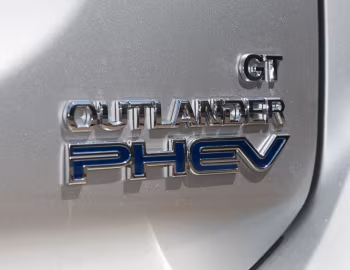 2018 Mitsubishi Outlander GT PHEV [North America] '2017–18