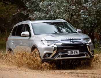 Mitsubishi Outlander LS [Australia] '2018–21