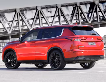 Mitsubishi Outlander LS "Black Edition" [Australia] '2023–25