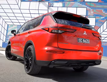 Mitsubishi Outlander LS "Black Edition" [Australia] '2023–25