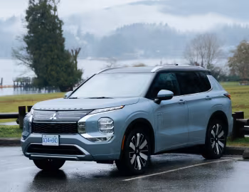 2026 Mitsubishi Outlander PHEV [North America] '2026