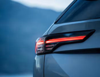 2026 Mitsubishi Outlander PHEV [North America] '2026