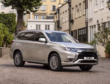 Mitsubishi Outlander PHEV [UK-spec] '2018–21