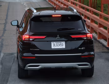2023–25 Mitsubishi Outlander PHEV [North America] '2022–25