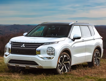 2023–25 Mitsubishi Outlander PHEV [North America] '2022–25